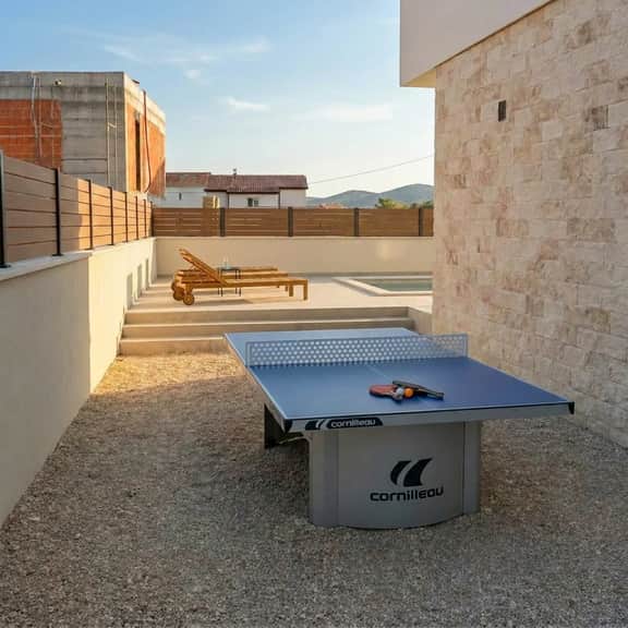 Modern Sea View Villa "Just Be Alive" with Private Pool, Jacuzzi, Gym & Sauna, WiFi – Near Beach (Split/Trogir)